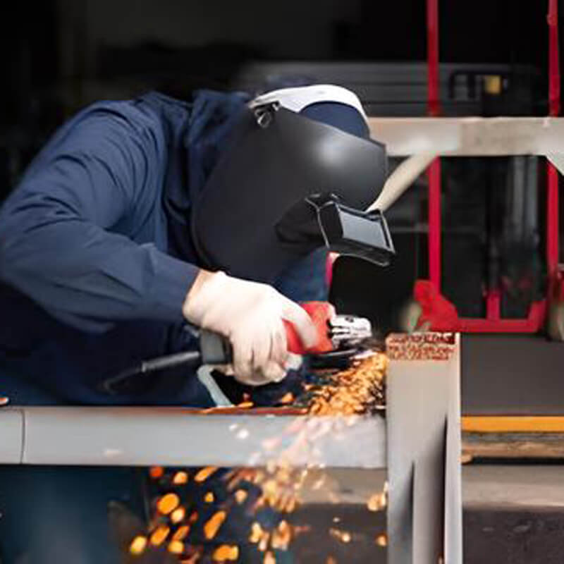 Gerencie sua serralheria com mais eficiência, controlando orçamentos, pedidos e estoque em um só sistema
